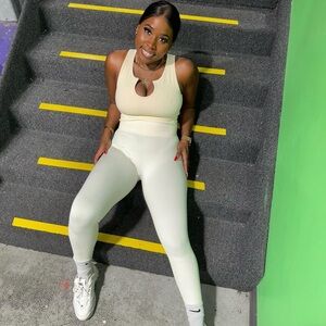 Two piece off white spandex gym set